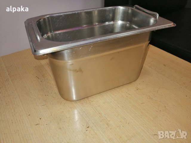 Продавам канта за храна, алпака с дръжки и размер 26/16/15, снимка 2 - Прибори за хранене, готвене и сервиране - 35088996