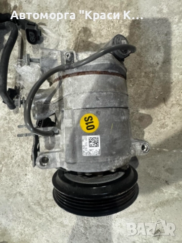 4N0816551J компресор за климатик на AUDI A8 2019г.