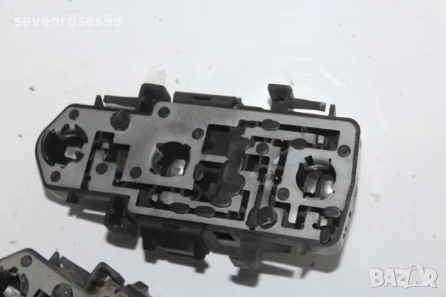 Фасонка стоп лява дясна Ауди А6 ц5 2001 Audi A6 C5, снимка 2 - Части - 48508225