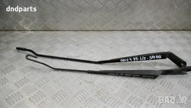 Рамена чистачки VW Golf 4 2000г.	