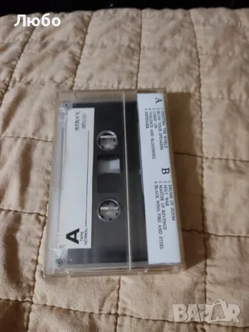 MANOWAR - Fighting the World, снимка 3 - Аудио касети - 48840778