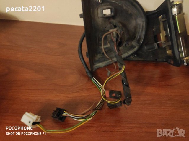 Продавам - оригинално дясно огледало с прибиране за W203 на части, снимка 6 - Части - 28643104