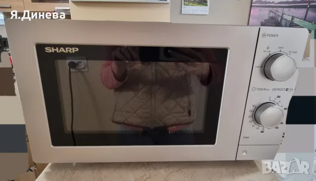 Микровълнова Sharp 18L 700w за части , снимка 2 - Микровълнови - 49519115