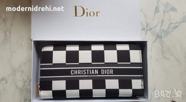 Дамско портмоне Christian Dior, снимка 1 - Портфейли, портмонета - 32246792