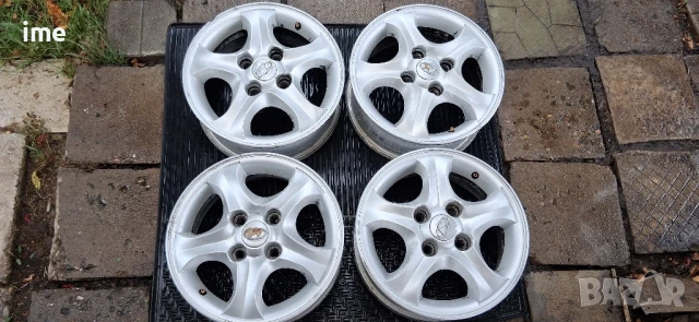 4бр. ляти джанти 6J15 ET46. 4x114.3 мм. 67.1 мм среден отвор. OEM 5291027700. Свалени са от Hyundai.