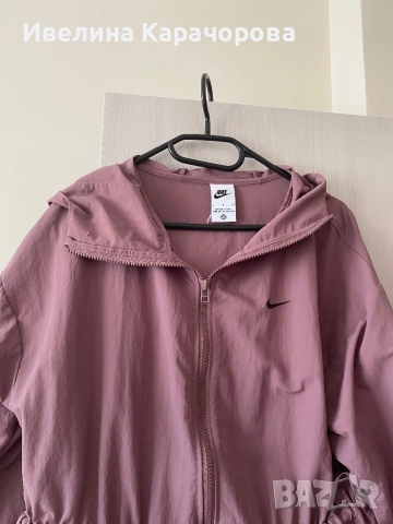 Дамско яке Nike, снимка 3 - Якета - 51832434