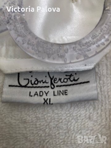 Красив голям халат цвят айвъри, снимка 4 - Други - 29066648