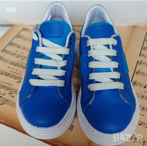 GUESS Детски маратонки, снимка 8 - Детски маратонки - 51601177