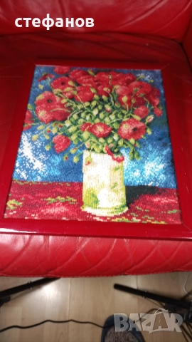 Рамкиран гоблен „Макове във ваза”