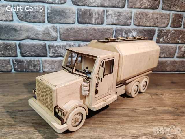 Дървен модел на Камион–Цистерна – Craft Camp, снимка 10 - Коли, камиони, мотори, писти - 52736076
