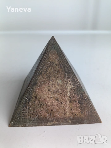 Vintage , бронзови, енергийни пирамиди с египетски мотиви, снимка 8 - Статуетки - 53144685