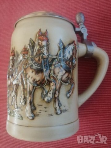 Немска халба за бира. 