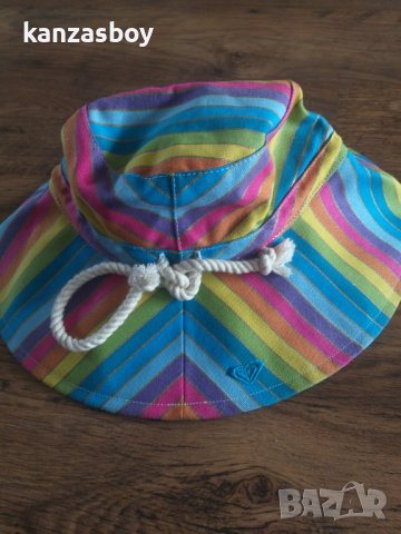 roxy - страхотна дамска капела КАТО НОВА, снимка 3 - Шапки - 36794711