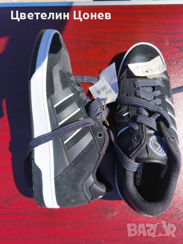 Маратонки Адидас 44, снимка 2 - Маратонки - 51551456