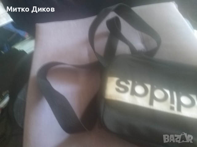 Адидас нова чанта за през рамо промазан плат оригинална 20х12см, снимка 6 - Чанти - 44900557