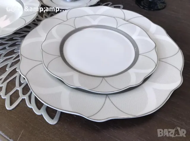 Порцеланов сервиз за хранене със сребърен орнамент- 18 части, снимка 2 - Сервизи - 48103030