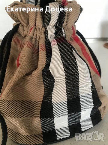 Малка чанта с кожена дръжка, снимка 2 - Чанти - 37017754