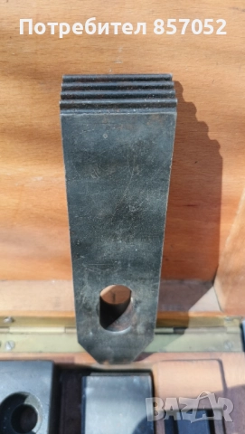 Крепежи за фреза. Продадени, снимка 7 - Други машини и части - 51632494