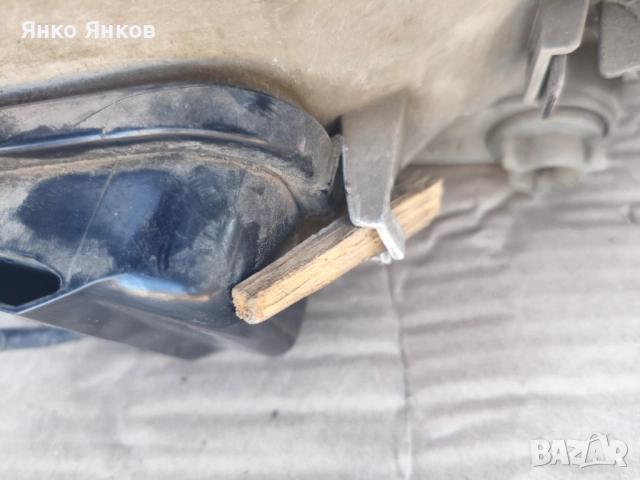 Части за Пасат 3 Б4 1.8 90 кс комби -94 г , снимка 10 - Части - 52402759