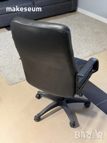 Офис стол, снимка 2 - Столове за офис - 51912255