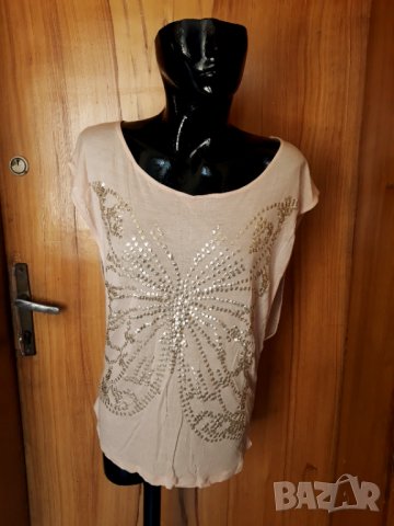 Бежова тениска тип потник с пайети пеперуда М, снимка 1