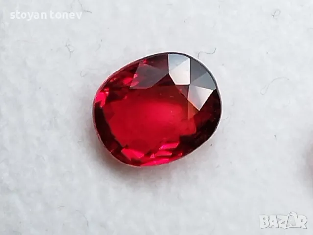 Невероятен блестящ червен сапфир - 1.11кт.! Сертифициран! Нов!, снимка 3 - Други - 48059351