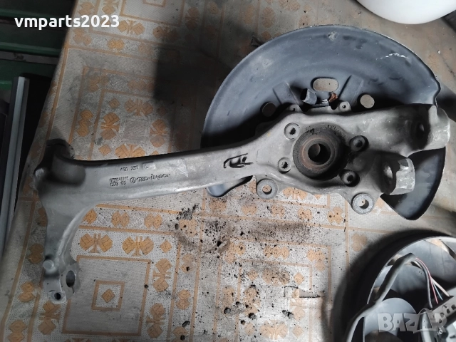 Преден Шенкел Audi A8 D3 Ауди, снимка 2 - Части - 52043034