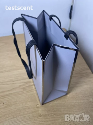 Автентична бутикова Tom Ford подаръчна торба 19.5cm-17cm-8cm, снимка 6 - Други - 51161003