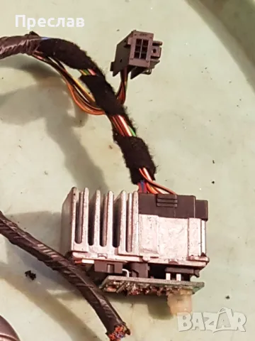 Електронно реле завъртане на светодиодни лампи на Форд Фокус 1.6Е, хечбек, 1998-1999 година