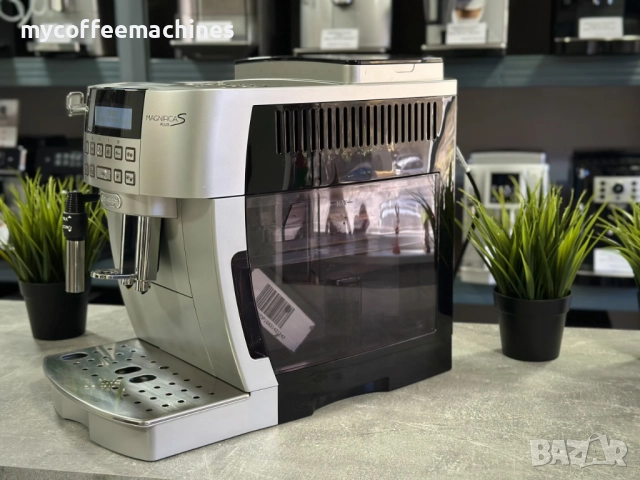 Кафемашина DeLonghi Magnfica S Plus, снимка 8 - Кафемашини - 52846254