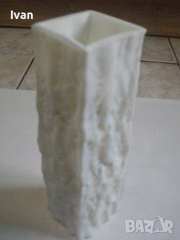 Ваза Стъкло Мурано Цветно-20см Височина-Квадратна 6х6 см-Нова