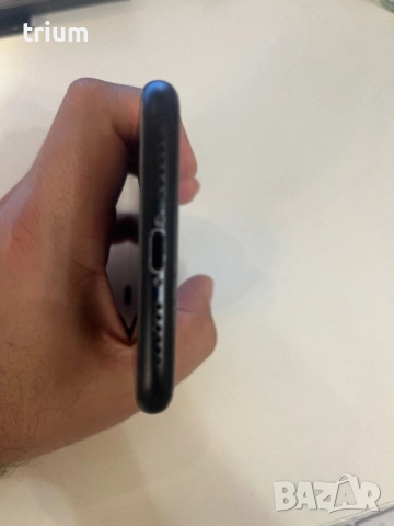 Apple IPhone XR 64 GB с нова батерия, снимка 7 - Apple iPhone - 52547237