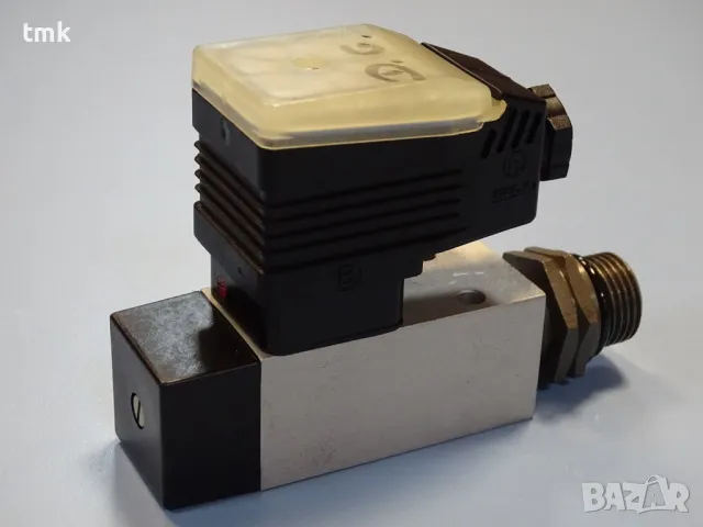 Пресостат вакуумен HYDAC VR2/D/L24 differential pressure filter clogging indicator, снимка 2 - Резервни части за машини - 48691547