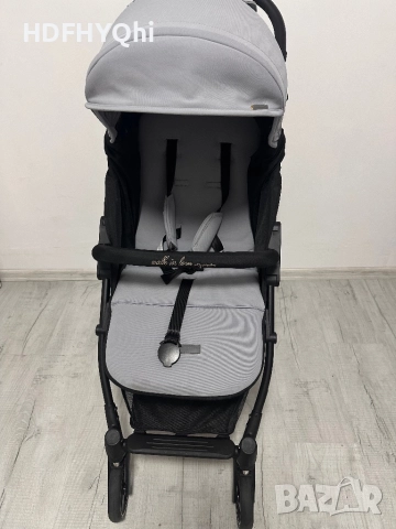 Количка с легнало положение, снимка 2 - Детски колички - 52978397