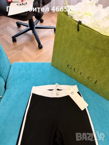 Alo Yoga Airbrush Set, снимка 2 - Спортни екипи - 52595600