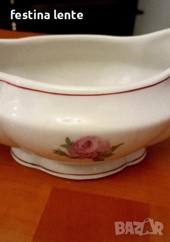 Порцеланова сосиера, снимка 4 - Антикварни и старинни предмети - 52585543