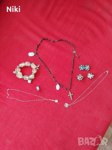 Бижута 10 бройката.