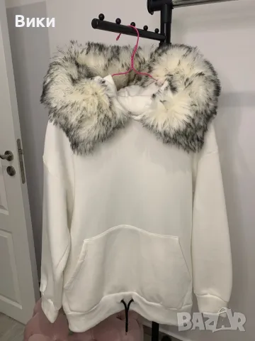 Горнище с пухена яка, снимка 10 - Блузи с дълъг ръкав и пуловери - 48764925