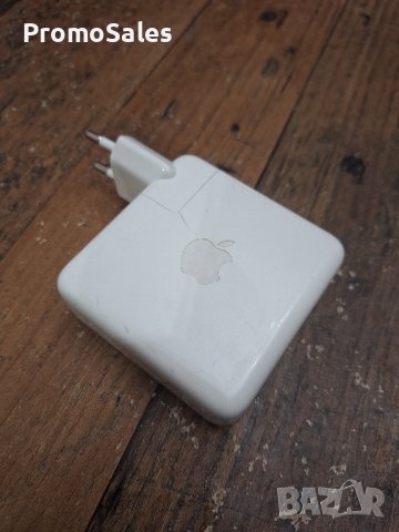 Apple оригинално зарядно 61W / A1947, снимка 1 - Захранвания и кутии - 43355694