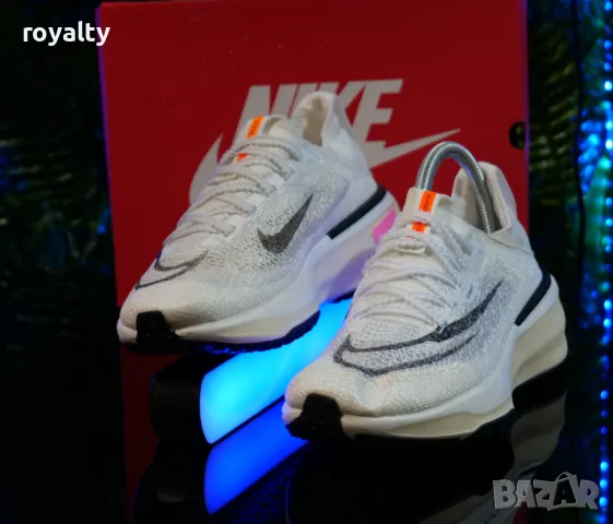 Nike ZoomX Invincible Run 3 мъжки маратонки , снимка 2 - Маратонки - 49765978