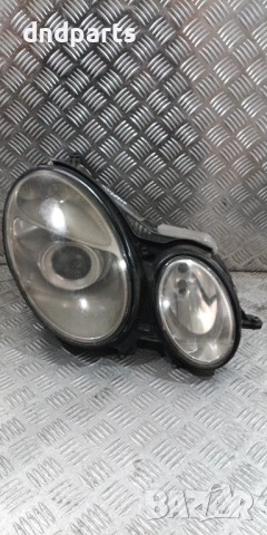 Десен фар Mercedes E220 CDI W211 2002г.(забележки)	