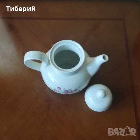 Порцеланов чайник, снимка 4 - Аксесоари за кухня - 52301182