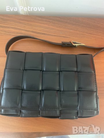 Дамска чанта по модел на bottega veneta , снимка 11 - Чанти - 40668423