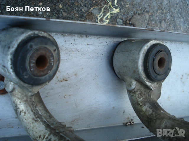 предни горни носачи МЛ 270, снимка 2 - Части - 51669291