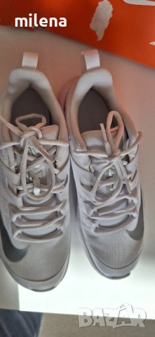 Nike нови оригинални маратонки UK5.5/39-25см, снимка 3 - Маратонки - 52255399