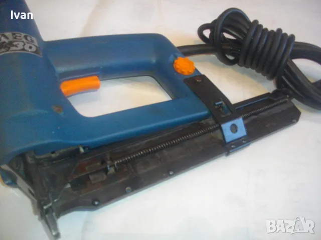 AEG West Germany КОМБИНИРАН ЕЛЕКТРИЧЕСКИ ТАКЕР ПРОФИ ТЕЖКИ НАТОВАРВАНИЯ 16-19мм скоба/25-30мм пирони, снимка 5 - Други инструменти - 47662026