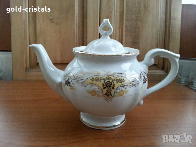 Стар български порцелан чайник, снимка 1 - Антикварни и старинни предмети - 34796524