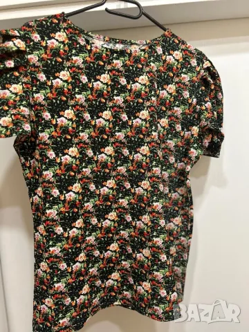 Красива блуза Германия, снимка 3 - Тениски - 49306793