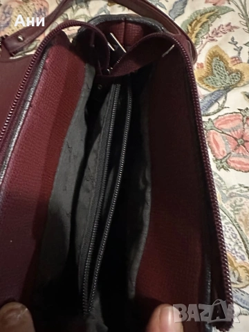 Дамска чанта бордо, снимка 4 - Чанти - 53343363