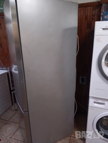 XXL комбиниран иноксов хладилник с фризер Бош Bosch A+++ 2 години гаранция!, снимка 11 - Хладилници - 51993706